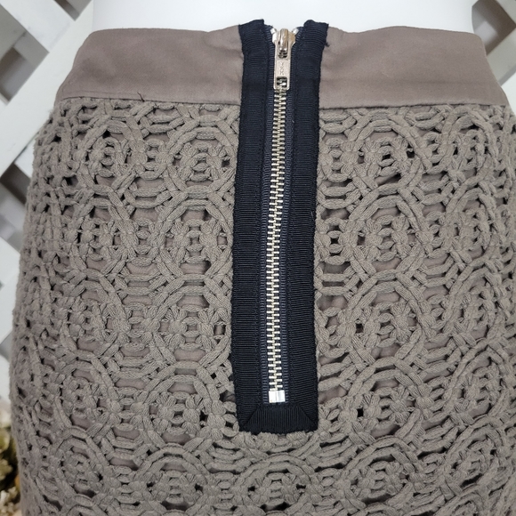 Wai Ming Crochet Pencil Skirt Size 4 - Picture 5 of 8